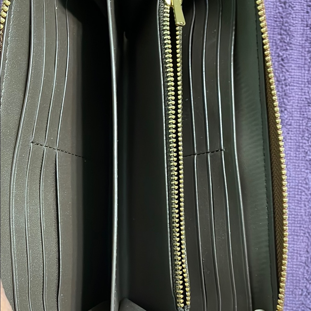 Coach Brown and Tan Hobo Bag 💼 with Matching Wallet - Picture 6 of 13